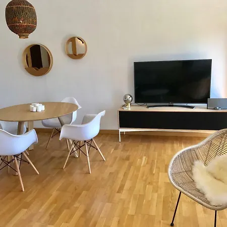 Apartment Ramon Y Cajal *
